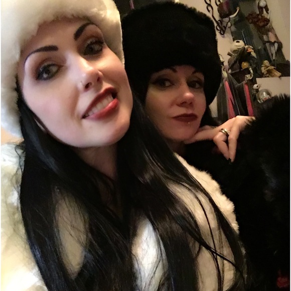 Meet your Posher, Amy - Picture 12 of 16